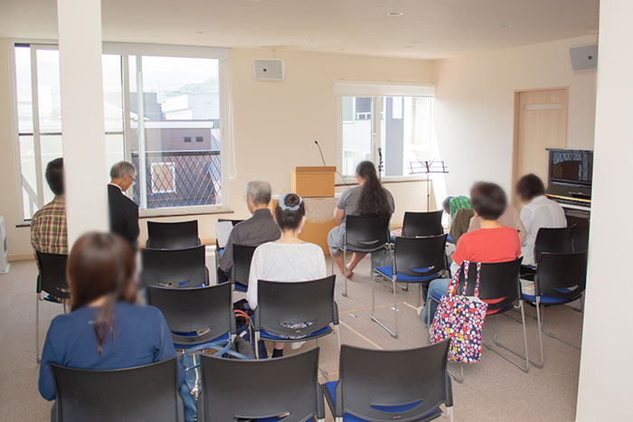 札幌平和の福音教会礼拝風景
